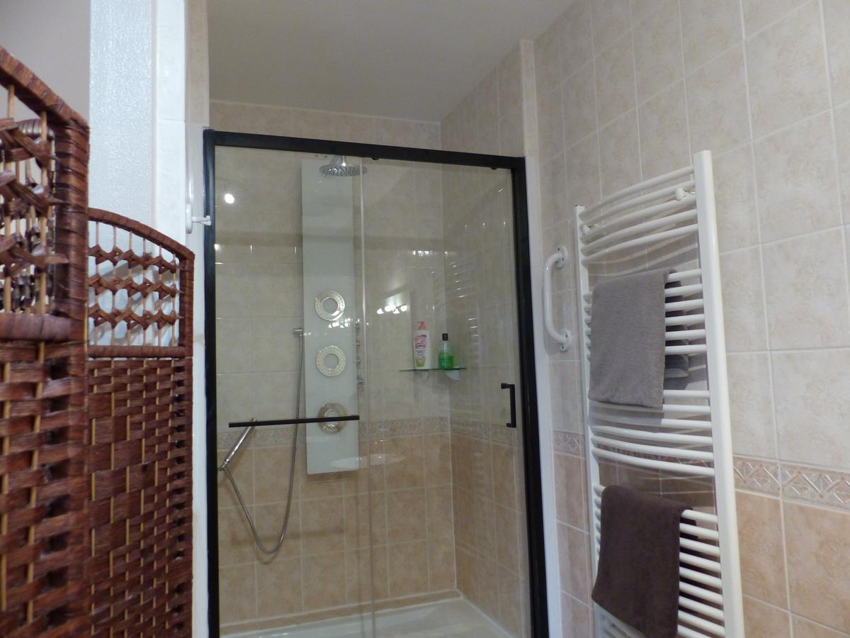 Génissieux Chambre D'Hotes Park Des Collines - Gite المظهر الخارجي الصورة